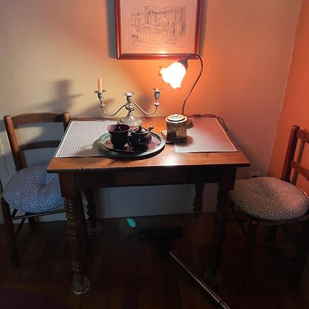 A L'Etape Des Randonneurs (Adults Only) Bed & Breakfast Saignon Eksteriør bilde
