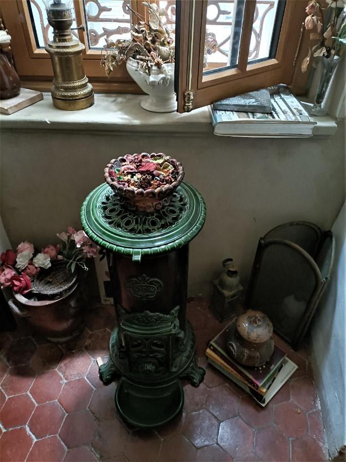 A L'Etape Des Randonneurs (Adults Only) Bed & Breakfast Saignon Eksteriør bilde
